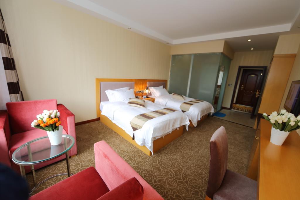 Panshan Tingquan Tuwo Holiday Resort Leshan Rom bilde