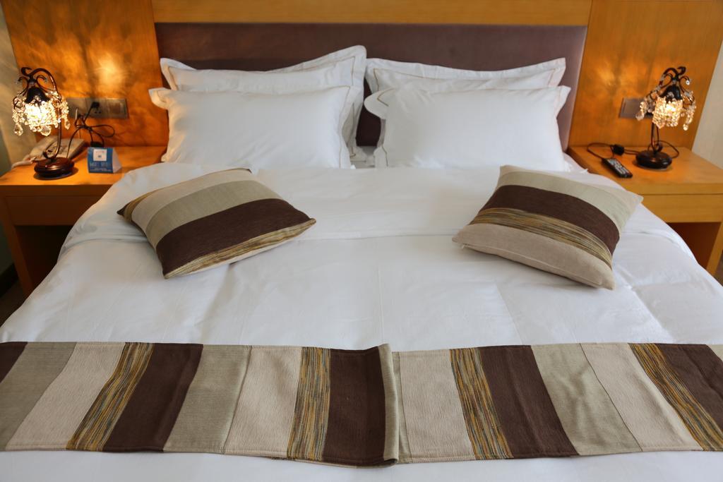 Panshan Tingquan Tuwo Holiday Resort Leshan Rom bilde