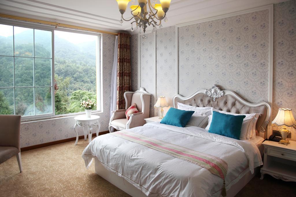 Panshan Tingquan Tuwo Holiday Resort Leshan Rom bilde