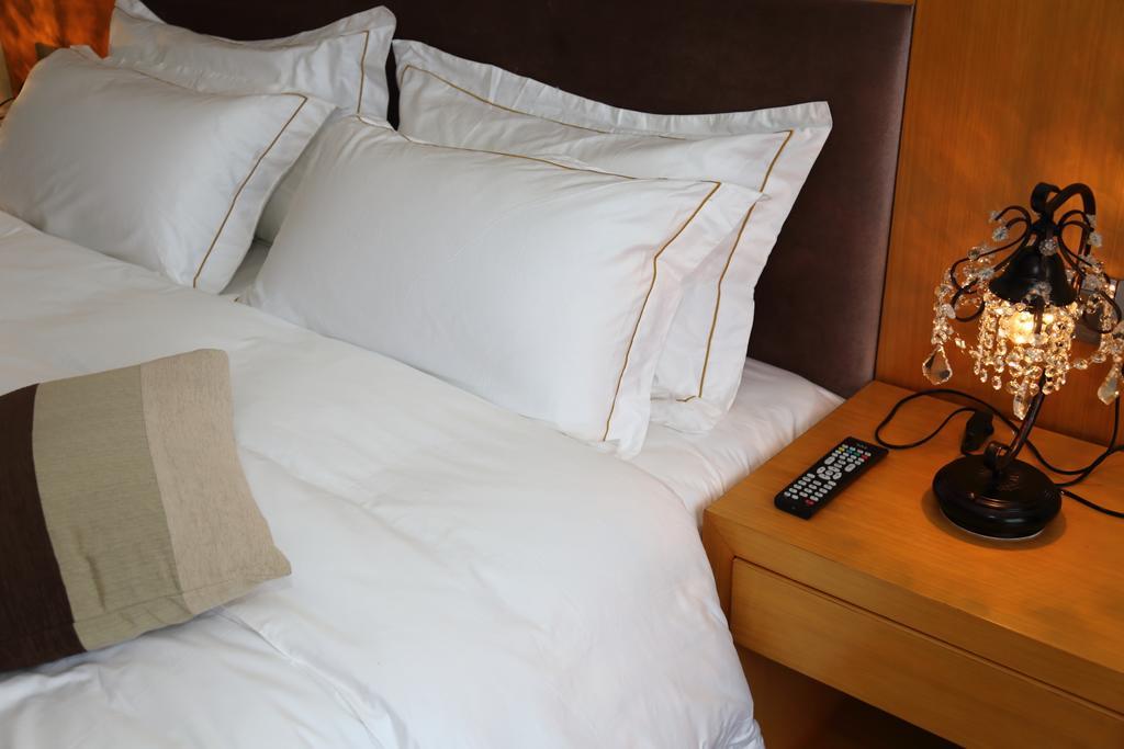 Panshan Tingquan Tuwo Holiday Resort Leshan Rom bilde